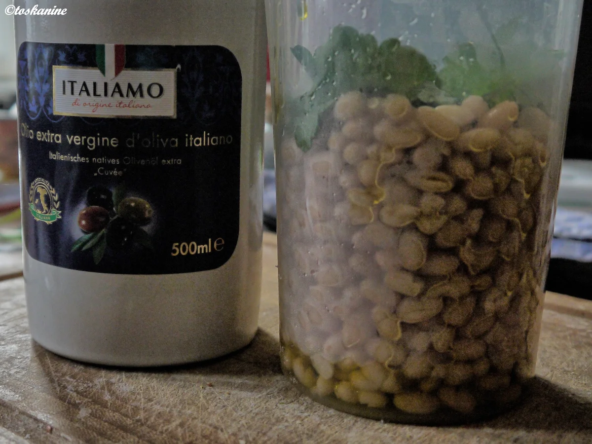 Rezept: Brotaufstrich aus weißen Bohnen Bild Nr. 4955 Brotaufstrich aus weißen Bohnen - Rezept - Bild Nr. 4955