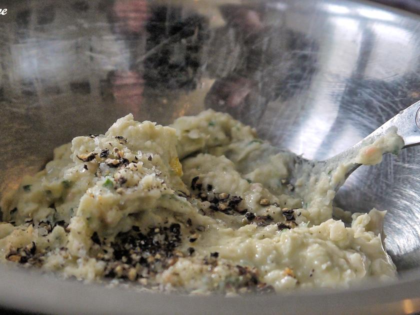 Brotaufstrich aus weißen Bohnen - einfach - 88 kcal/100g Brotaufstrich aus weißen Bohnen - einfach - 88 kcal/100g