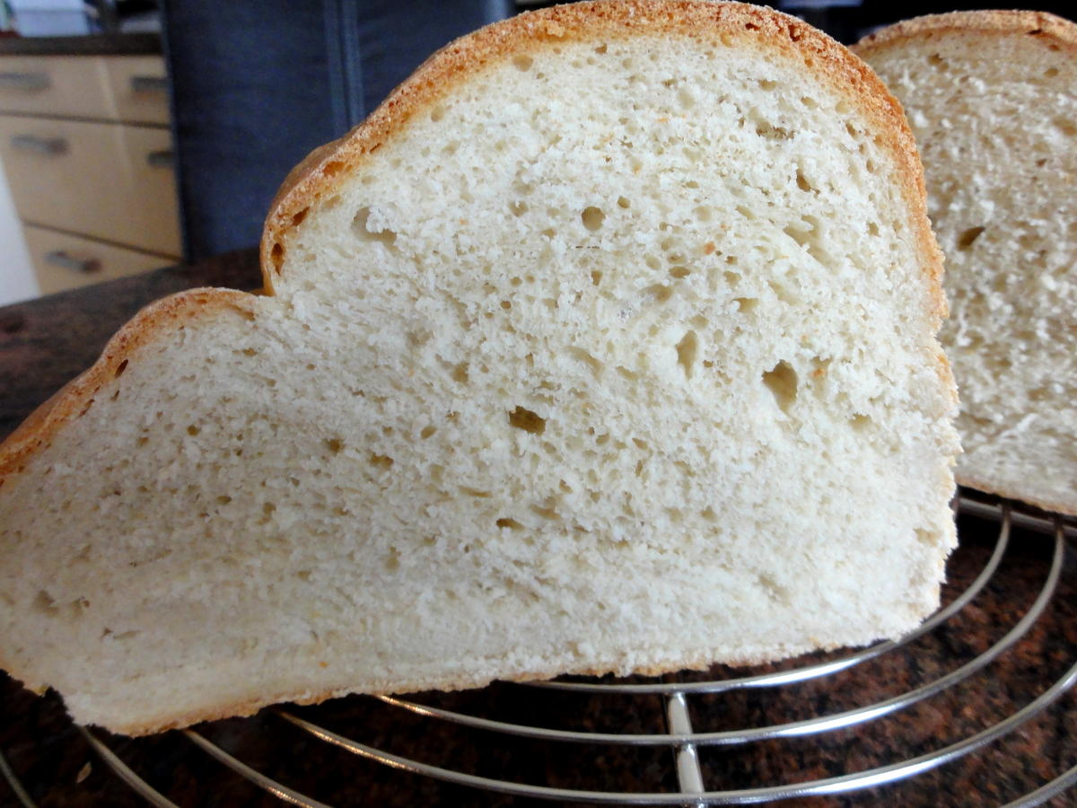 Brot:   DINKELKNOTEN (Weißbrot) - Rezept - Bild Nr. 4957