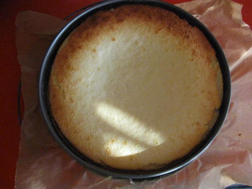 Käsekuchen mit Kokosmilch und Kirschen - schnell &amp; einfach - von manschie