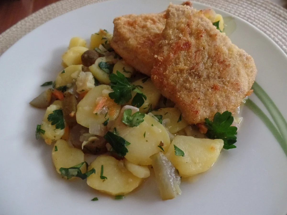 Polenta-Schnitzelchen mit Kartoffelsalat - Rezept - Bild Nr. 4996