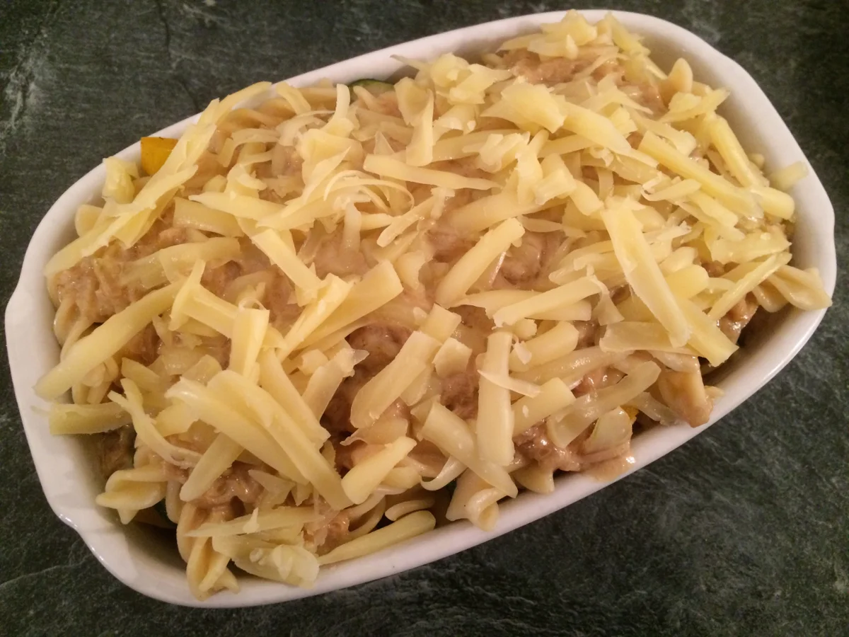 Schweinemedaillons mit Nudeln und buntem Gemüse aus dem Ofen - Rezept - Bild Nr. 5049