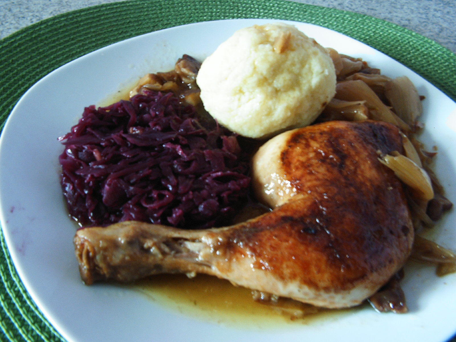 Hähnchenkeulen in Maronen-Apfel-Soße - Rezept By wastel