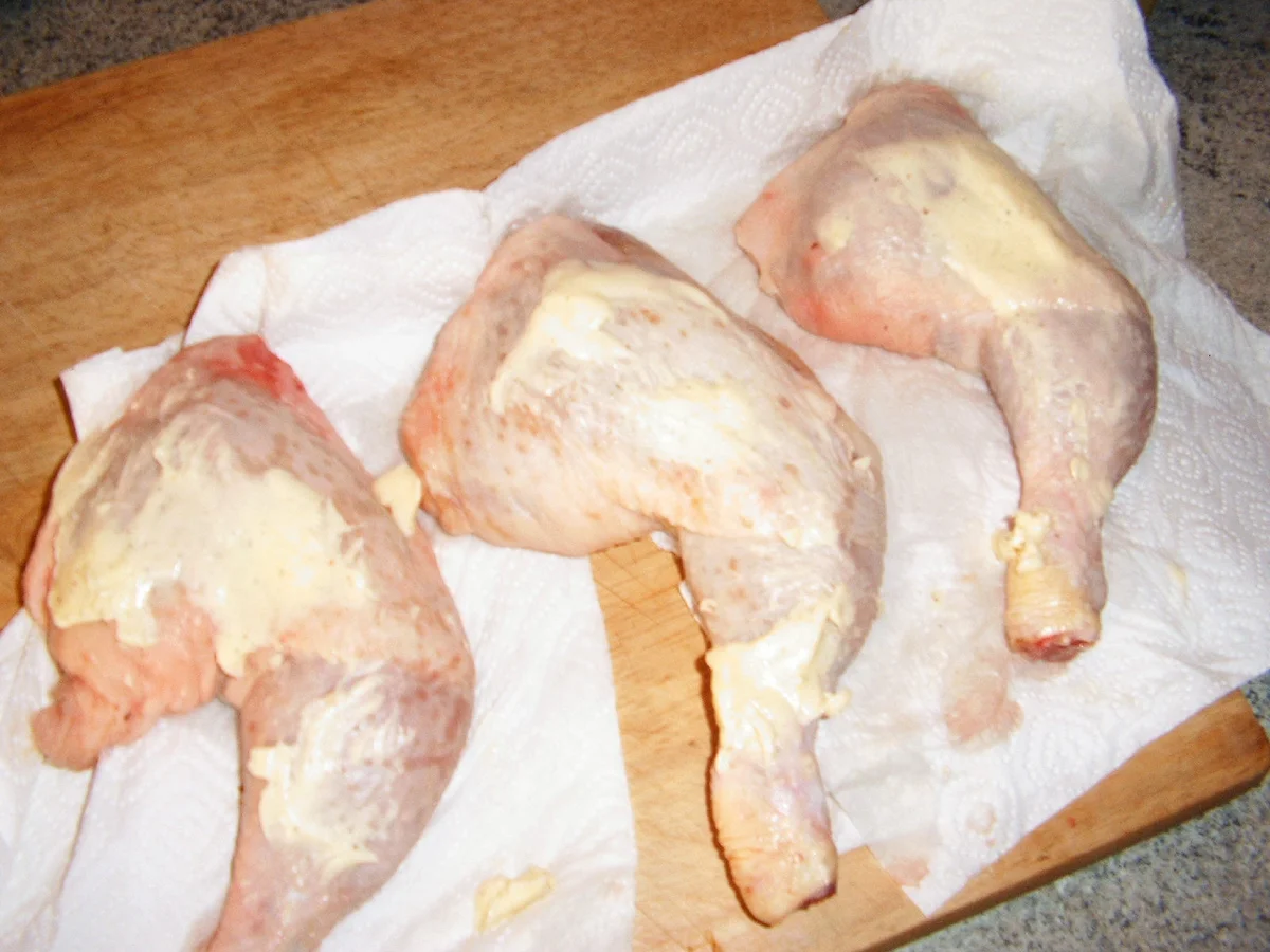 Hähnchenkeulen in Maronen-Apfel-Soße - Rezept - Bild Nr. 5046