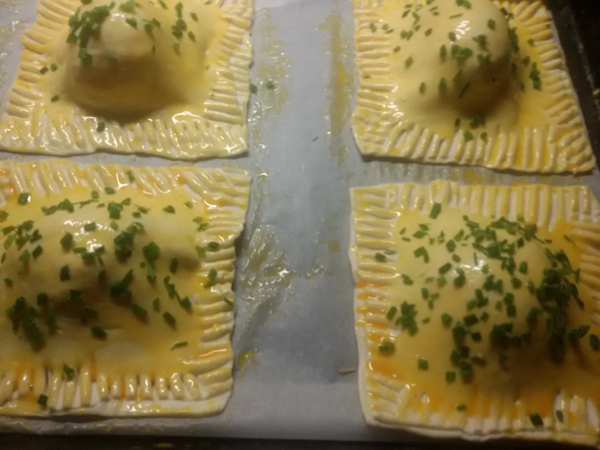 Rezept: Lachs mit Ei in Blätterteig Bild Nr. 5036 Lachs mit Ei in Blätterteig - Rezept - Bild Nr. 5036