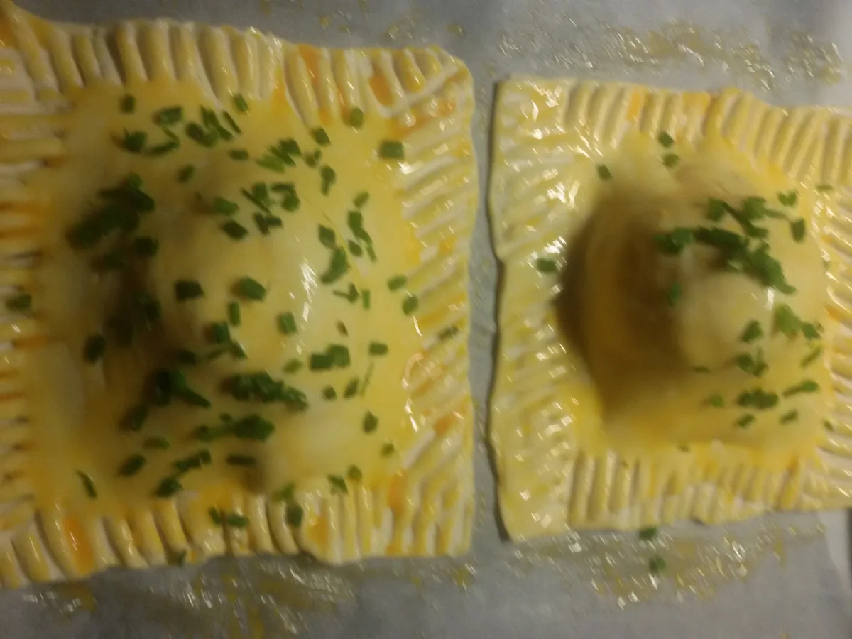 Rezept: Lachs mit Ei in Blätterteig Bild Nr. 5037 Lachs mit Ei in Blätterteig - Rezept - Bild Nr. 5037