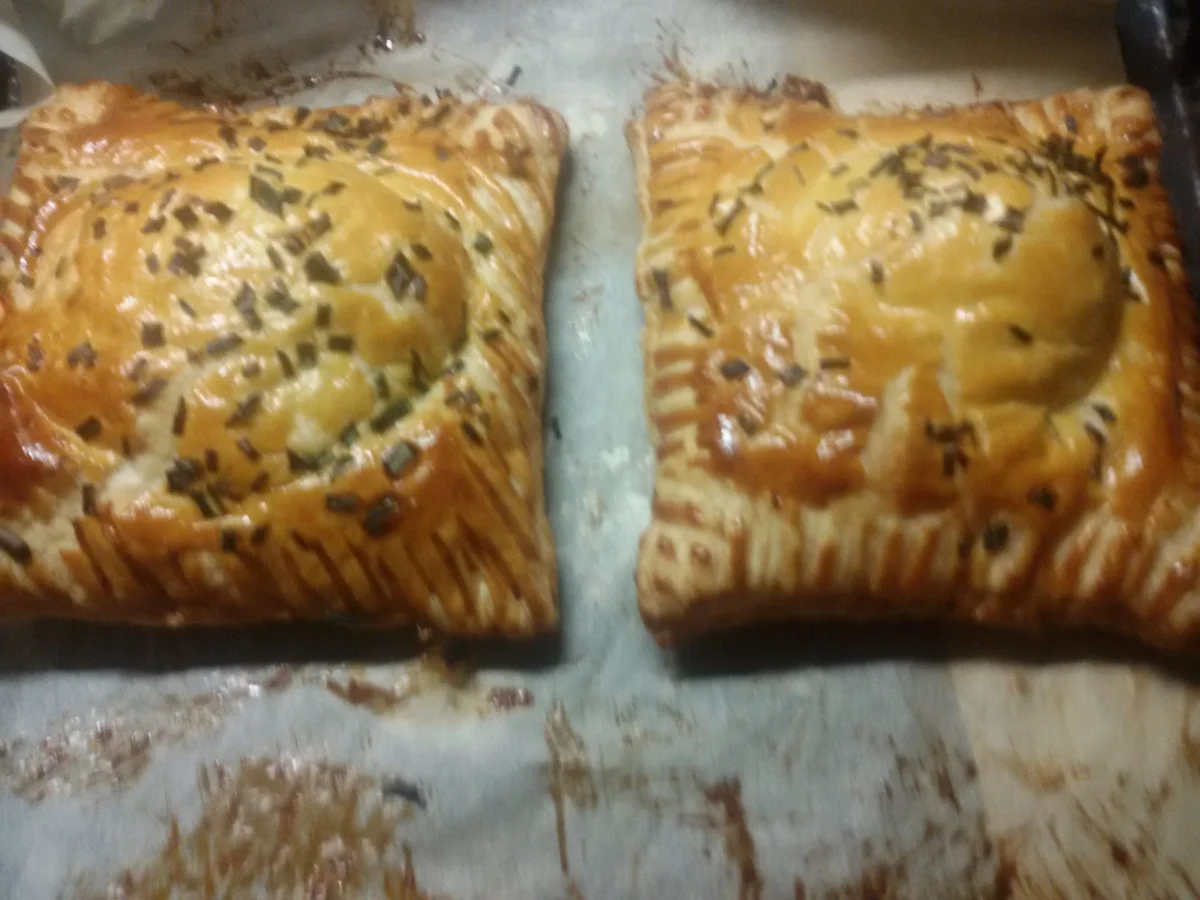 Rezept: Lachs mit Ei in Blätterteig Bild Nr. 5042 Lachs mit Ei in Blätterteig - Rezept - Bild Nr. 5042