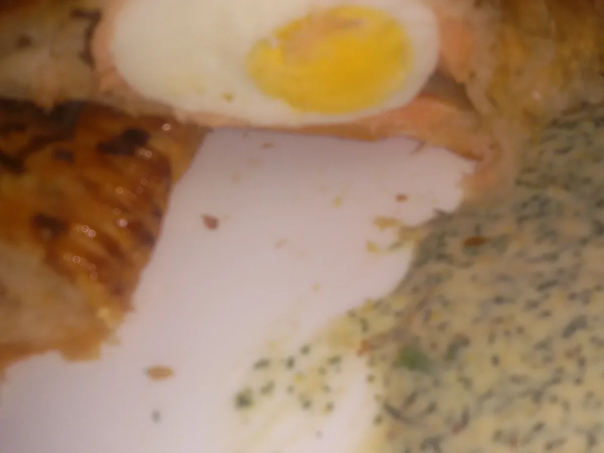 Rezept: Lachs mit Ei in Blätterteig Bild Nr. 5044 Lachs mit Ei in Blätterteig - Rezept - Bild Nr. 5044