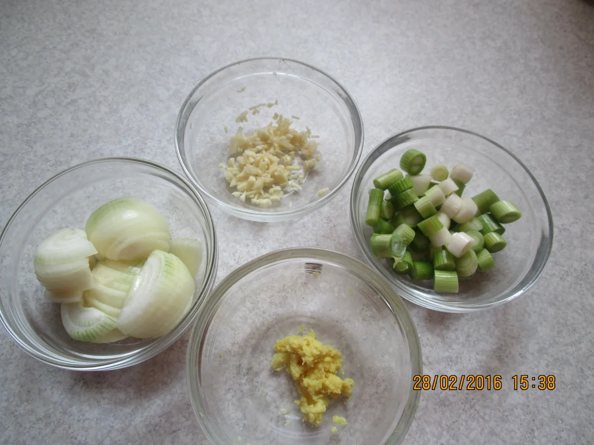 Rezept: Gebratenes Hähnchen mit Ingwer Bild Nr. 5042 Gebratenes Hähnchen mit Ingwer - Rezept - Bild Nr. 5042