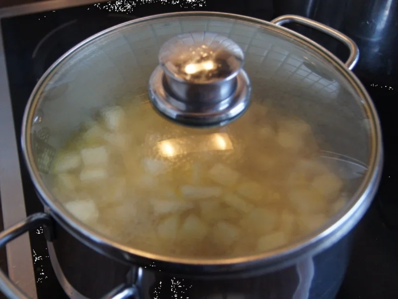 Rezept: Selleriecremesuppe Bild Nr. 5068 Selleriecremesuppe - Rezept - Bild Nr. 5068