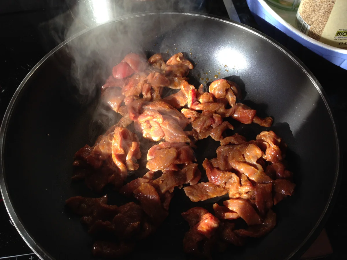 Ingwerfleisch scharf - aus WOK oder Pfanne - Rezept - Bild Nr. 5131