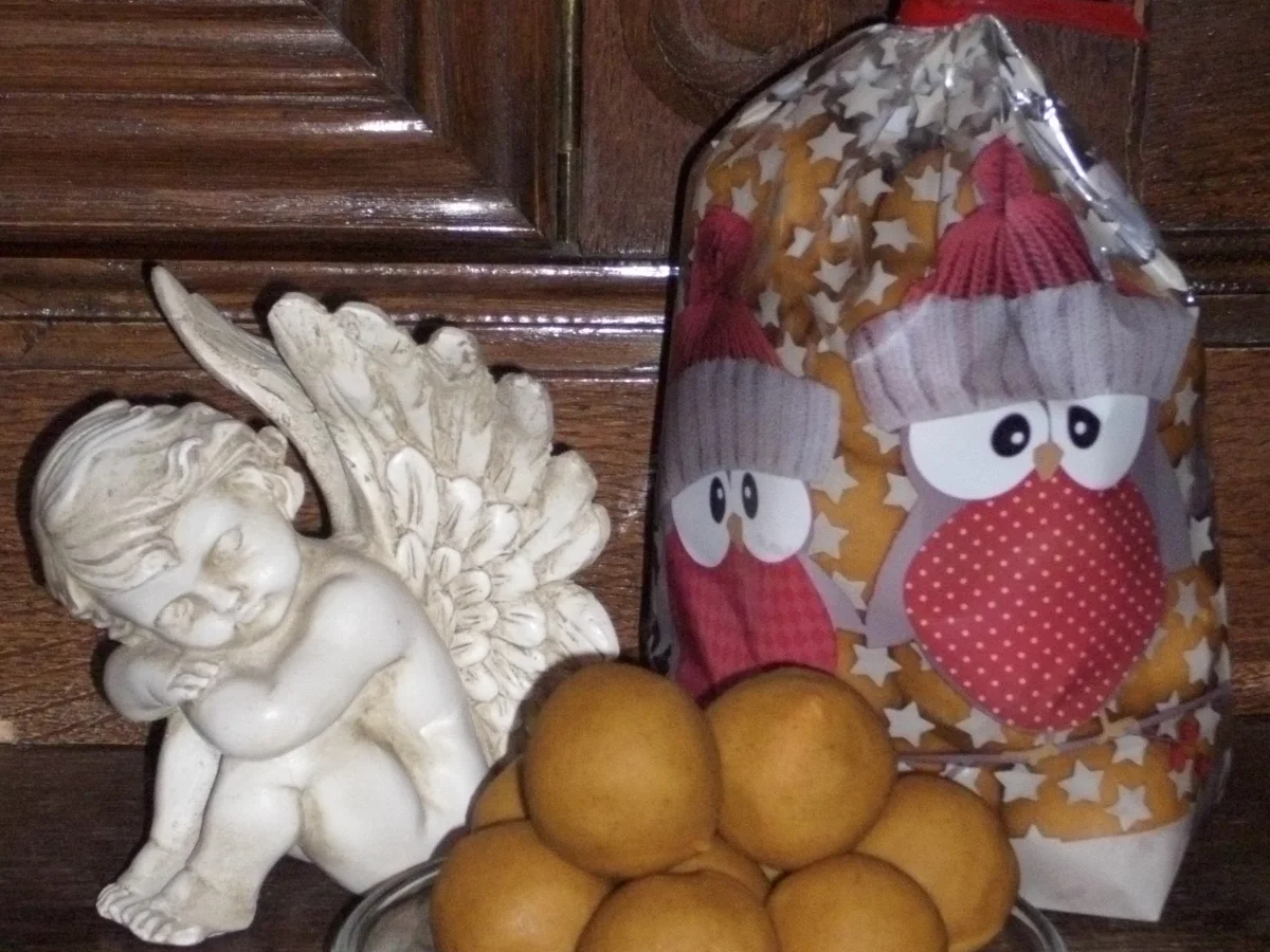 indisch: Besan-Laddu - Kichererbsenbällchen - Rezept - Bild Nr. 5129