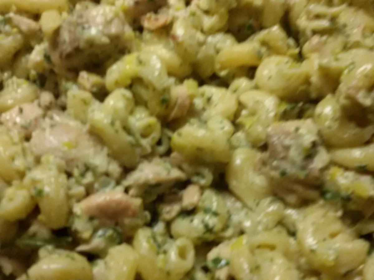 Nudelpfanne mit Lachs und Lauch  - Rezept - Bild Nr. 5151