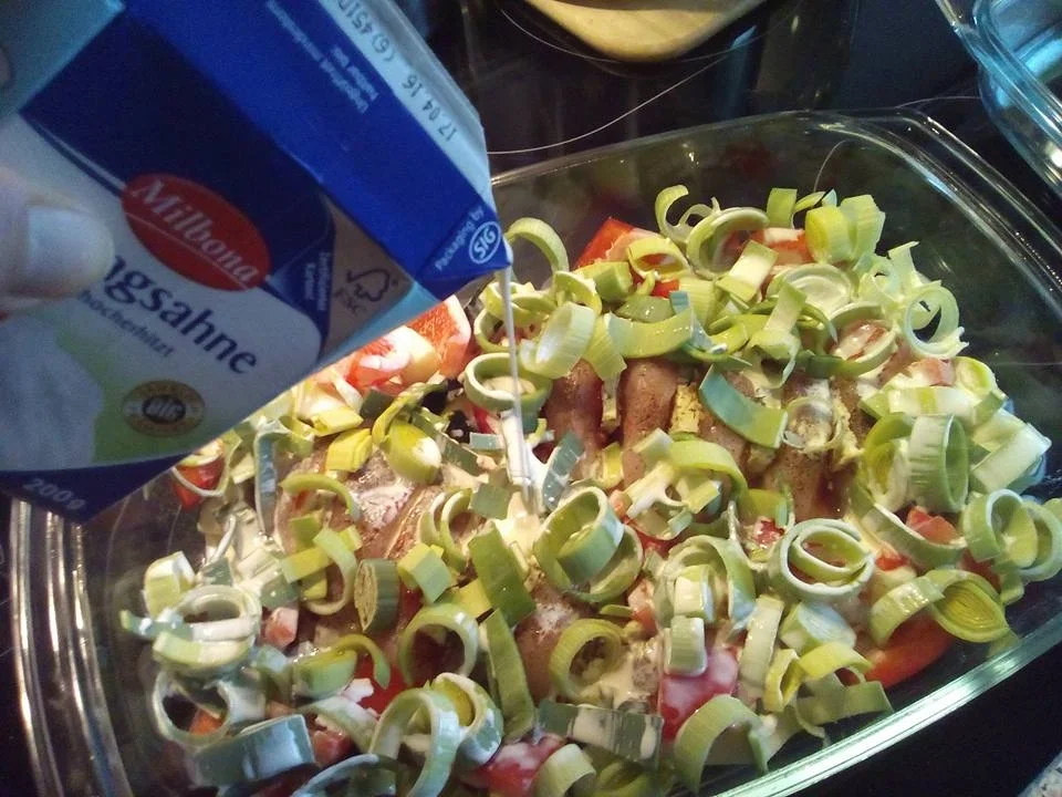 Rezept: Kräuterbutterhähnchen mit Gemüse Bild Nr. 5239 Kräuterbutterhähnchen mit Gemüse - Rezept - Bild Nr. 5239