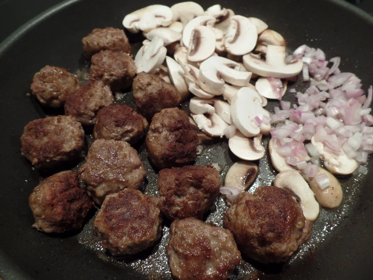 Gratin mit Hackbällchen - Rezept - Bild Nr. 5234