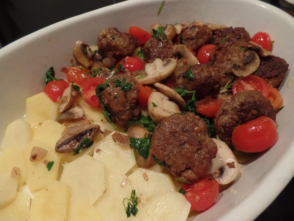 Gratin mit Hackbällchen - Rezept - Bild Nr. 5235