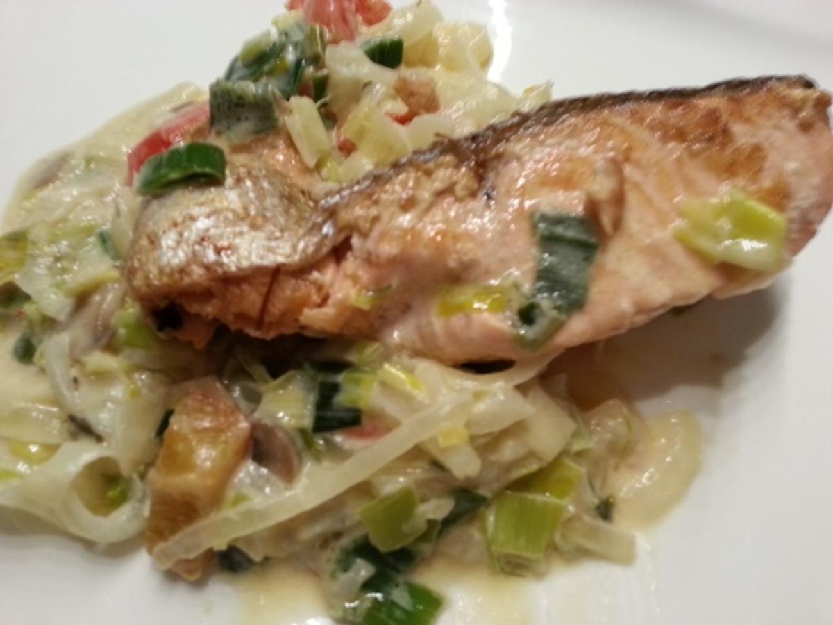 Lauwarmer Lachs auf Cremegemüse à la Biggi - Rezept - Bild Nr. 5238