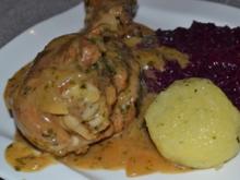 Puten Unterschenkel mit Rotkohl und Knödeln à la Biggi - Rezept