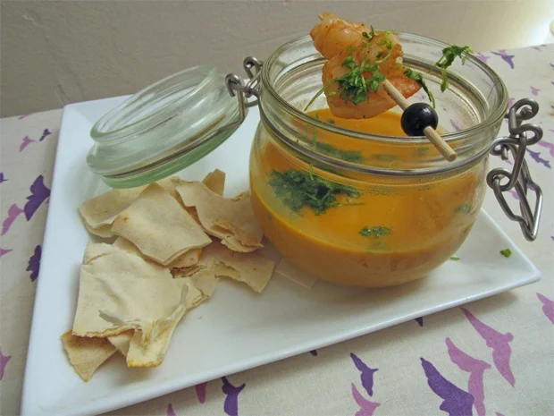 Verspielte Süßkartoffel-Kokos-Suppe mit einem Schuss Erdnuss - Rezept - Bild Nr. 5242