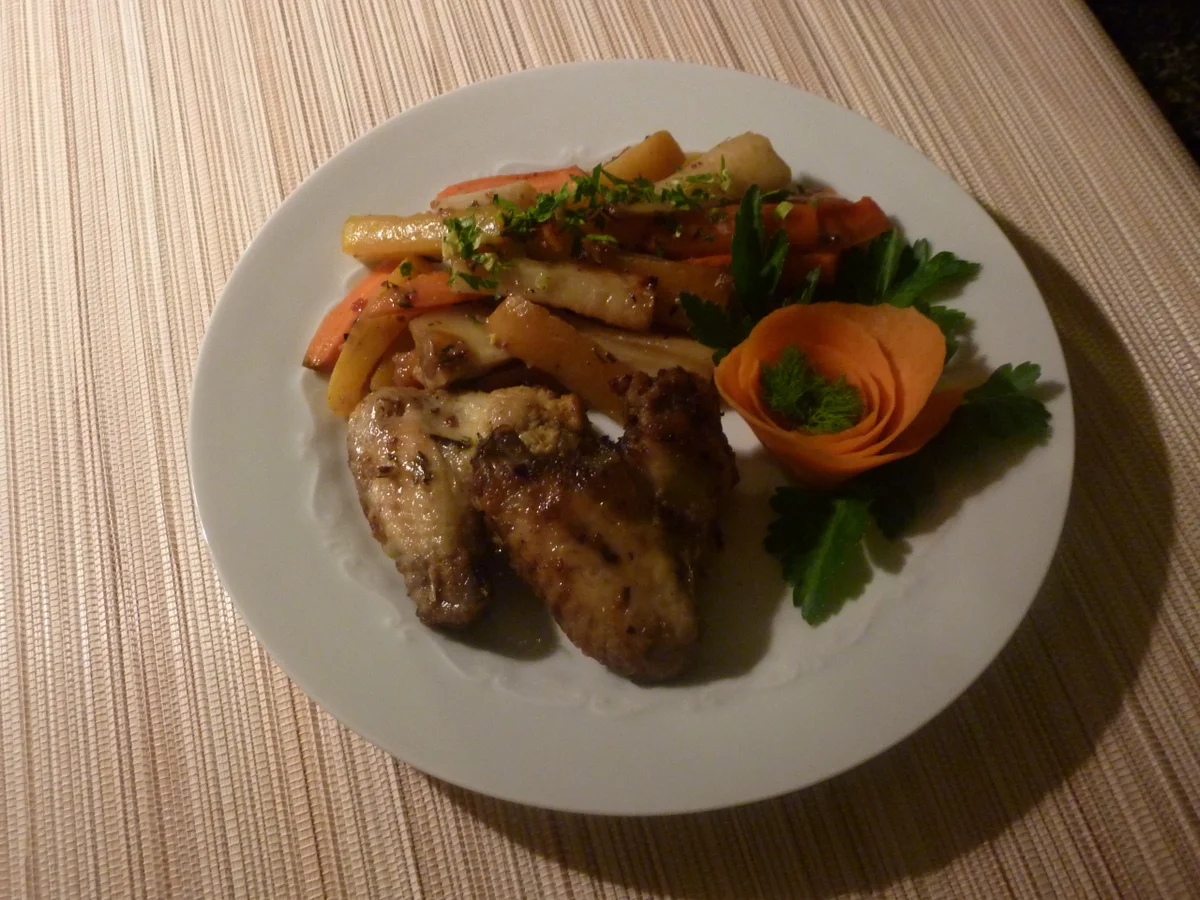 Poulet Flügeln mit Wurzelgemüse - Rezept