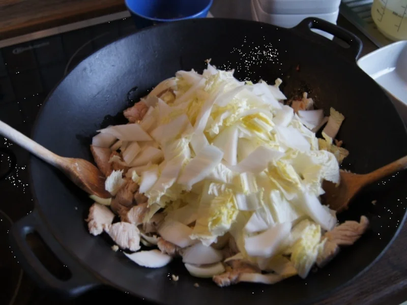 Rezept: Chinakohlwok mit Sesam und Reis Bild Nr. 6 Chinakohlwok mit Sesam und Reis - Rezept - Bild Nr. 6