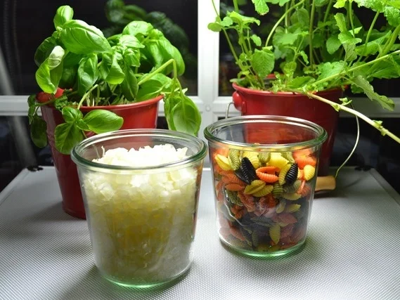 Rezept: Bunte Pasta mit süss-saurem Rind à la Biggi Bild Nr. 5 Bunte Pasta mit süss-saurem Rind à la Biggi - Rezept - Bild Nr. 5