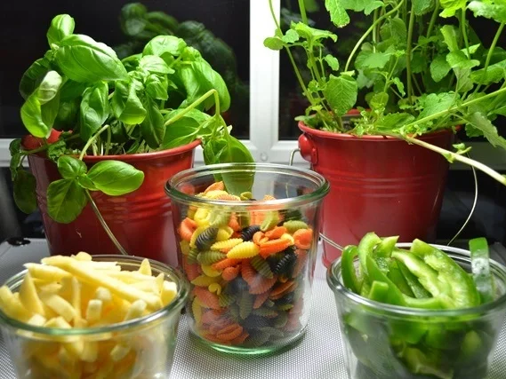 Rezept: Bunte Pasta mit süss-saurem Rind à la Biggi Bild Nr. 9 Bunte Pasta mit süss-saurem Rind à la Biggi - Rezept - Bild Nr. 9