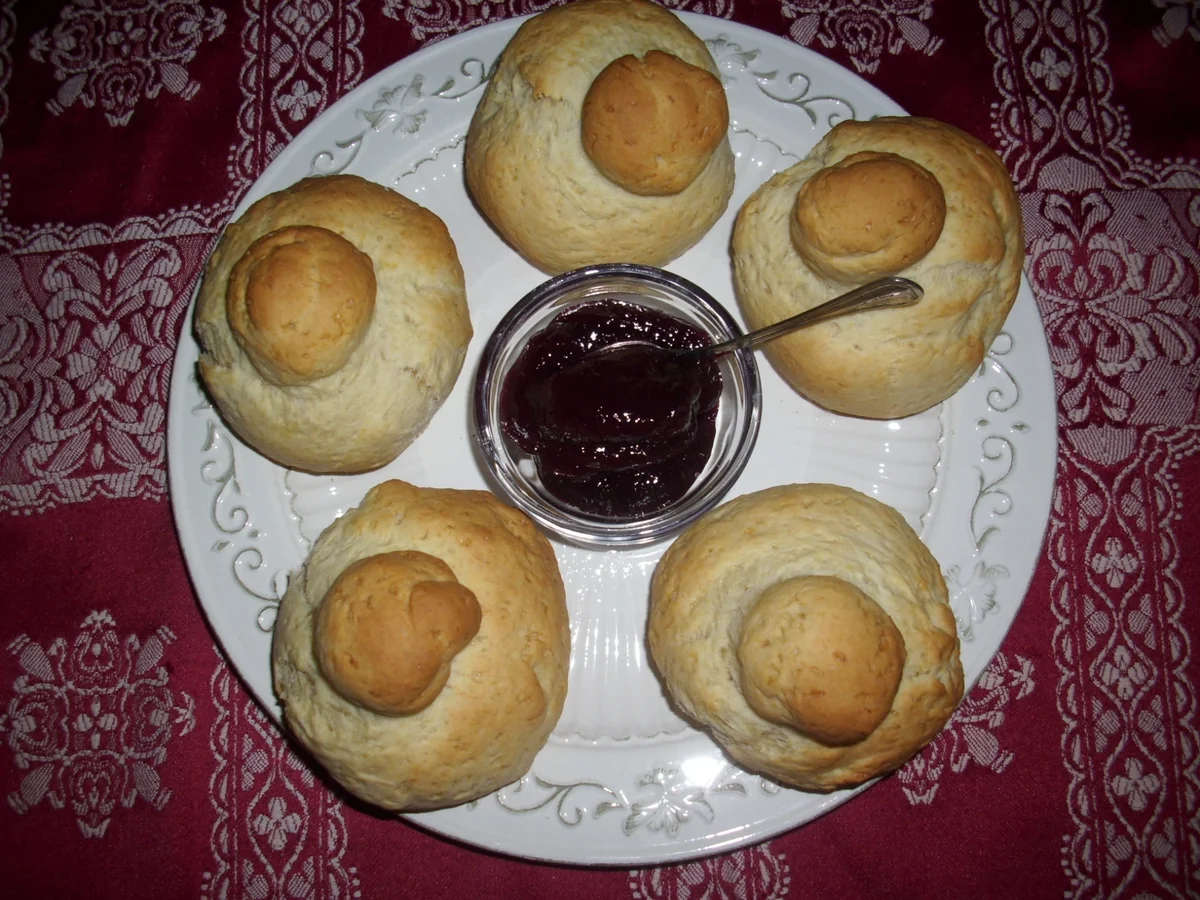 Rezept: Schnelle süße Sonntagsbrötchen Bild Nr. 2 Schnelle süße Sonntagsbrötchen - Rezept - Bild Nr. 2