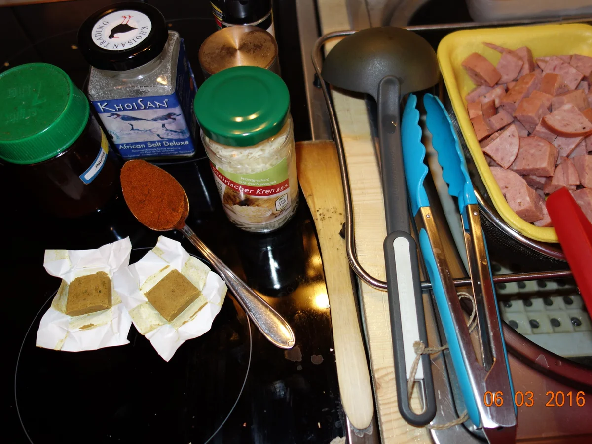 Erdäpfelgulasch nach Waltl`s Art und Weise; - Rezept - Bild Nr. 6