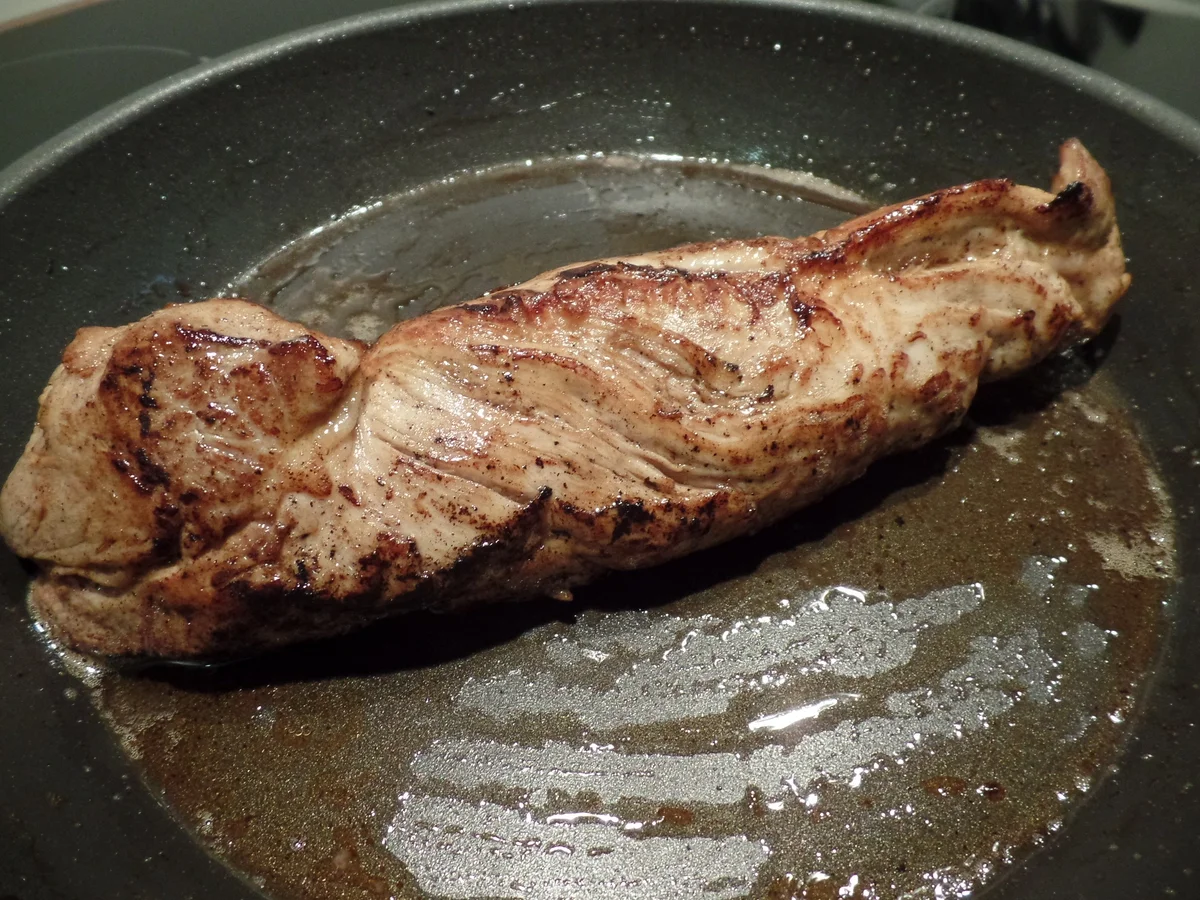 Schweinefilet mit Käsekruste im Blätterteigmantel - Rezept - Bild Nr. 3