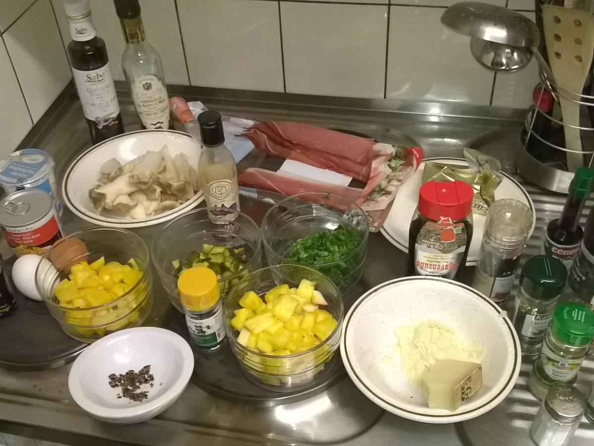 Rezept: Fruchtiger Eiersalat mit Schwarzwälder Rohschinken und Kräuterseitlingen Bild Nr. 2 Fruchtiger Eiersalat mit Schwarzwälder Rohschinken und Kräuterseitlingen - Rezept - Bild Nr. 2