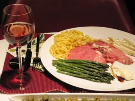 Rezept: Carpaccio mit Babyspargel à la Biggi Bild Nr. 5 Carpaccio mit Babyspargel à la Biggi - Rezept - Bild Nr. 5