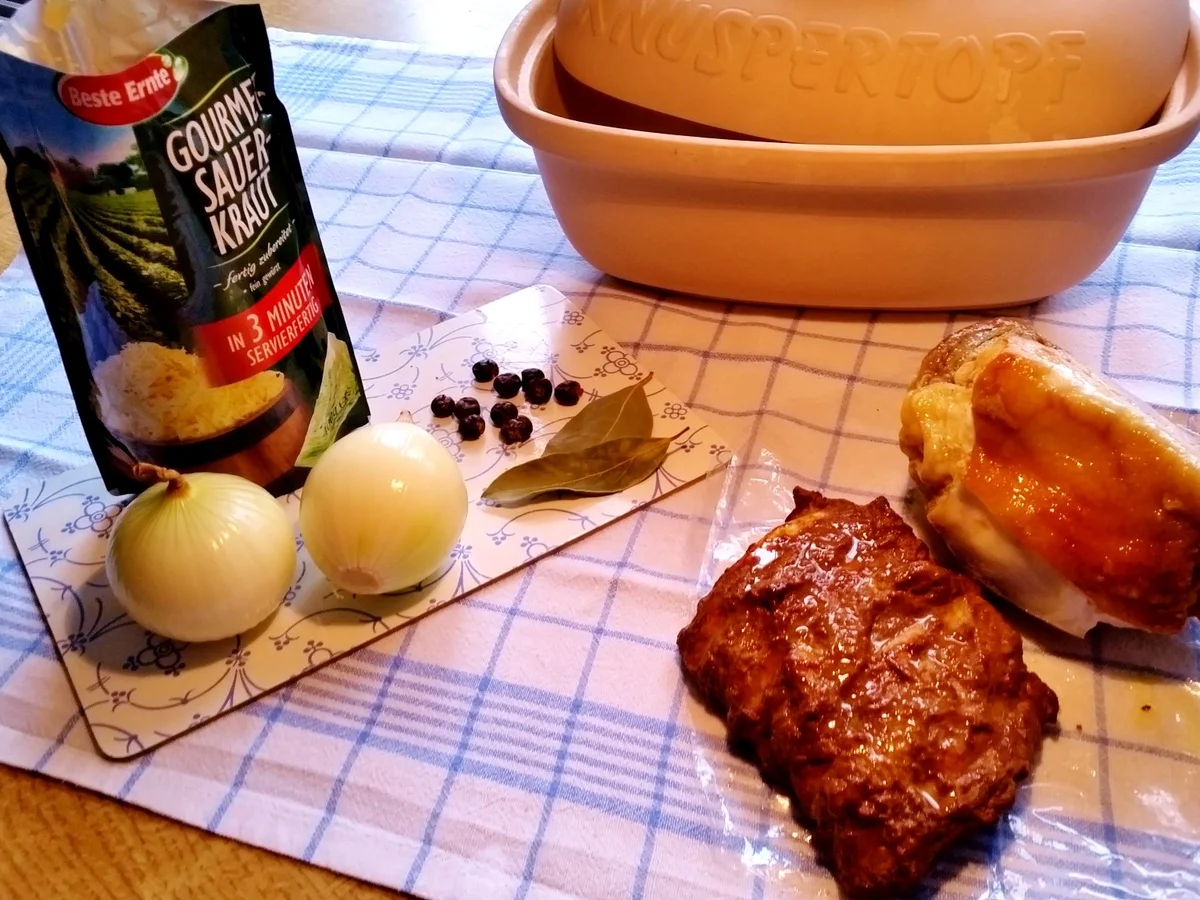 Schnelle Haxe aus dem Römertopf ... - Rezept - Bild Nr. 2