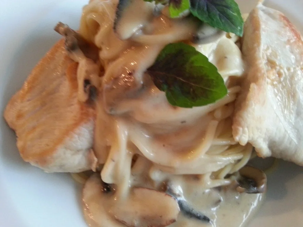 Putenbrust Schnitzel mit Manchego Pilzcreme Sosse à la Biggi - Rezept - Bild Nr. 7