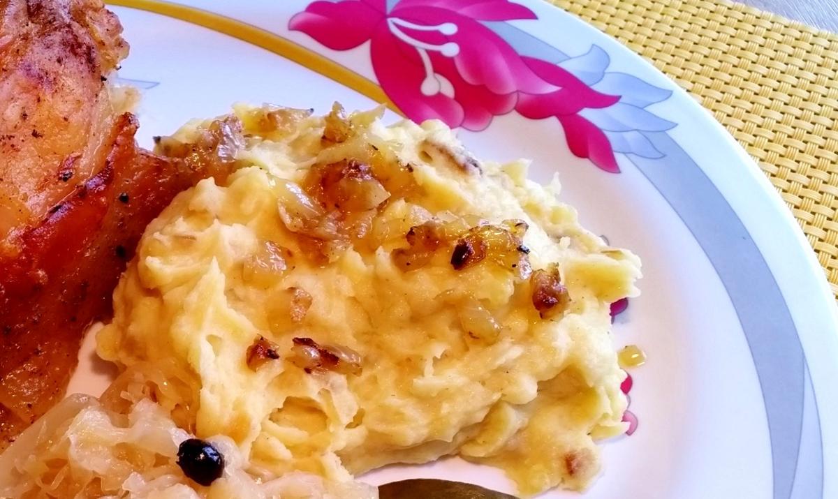 Kartoffelpüree mit sehr viel Zwiebeln drin - Rezept - kochbar.de