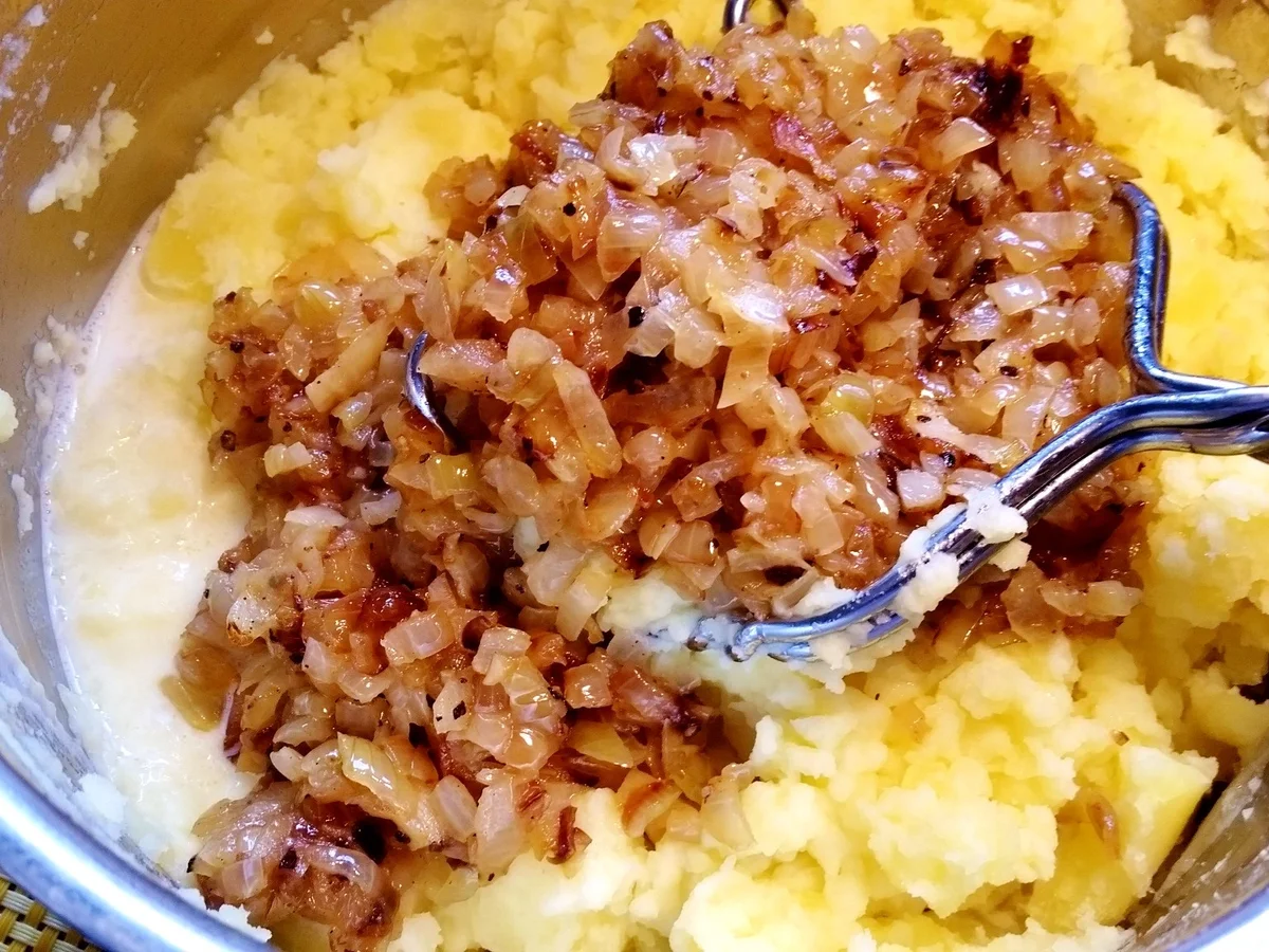 Kartoffelpüree mit sehr viel Zwiebeln drin - Rezept - Bild Nr. 7