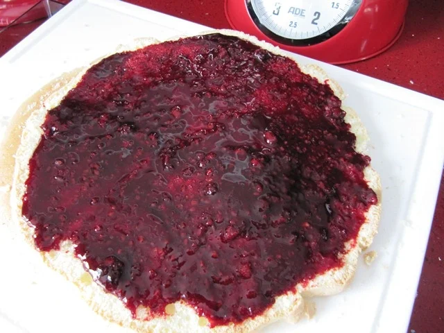 Himbeer Torte für Fast Food Fans (Burger Style) - Rezept - Bild Nr. 10