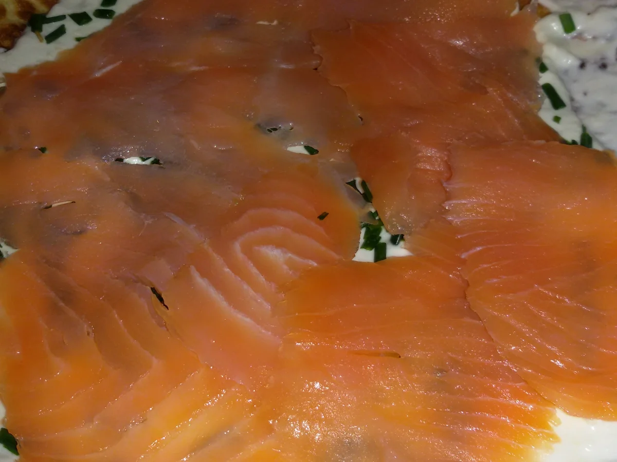 Pfannkuchen mit Lachs  - Rezept - Bild Nr. 3