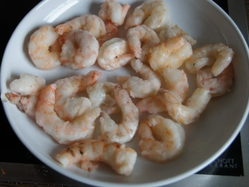 Glasnudelsuppe mit Garnelenschwänzen - Rezept - Bild Nr. 5