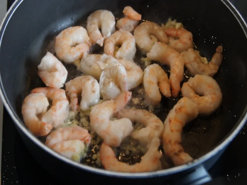 Glasnudelsuppe mit Garnelenschwänzen - Rezept - Bild Nr. 7