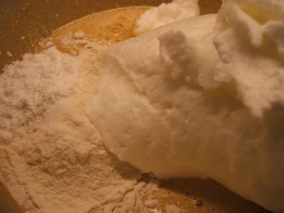 Backen: Biskuitrolle "Tiramisu" - Rezept - Bild Nr. 3