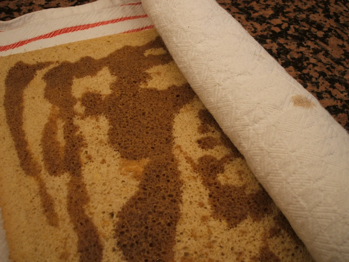 Backen: Biskuitrolle "Tiramisu" - Rezept - Bild Nr. 6