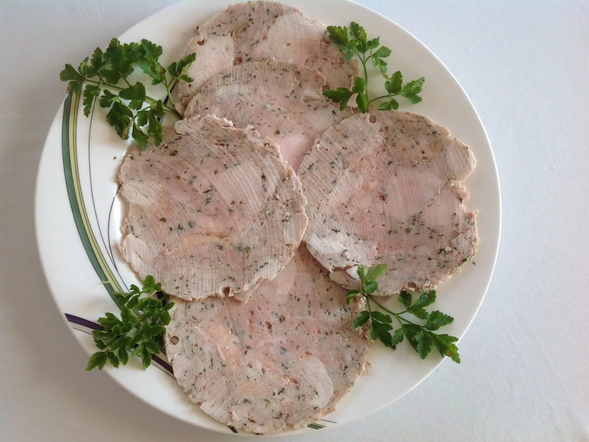 Rezept: Hähnchenaufschnitt mit Petersilie Bild Nr. 3 Hähnchenaufschnitt mit Petersilie - Rezept - Bild Nr. 3