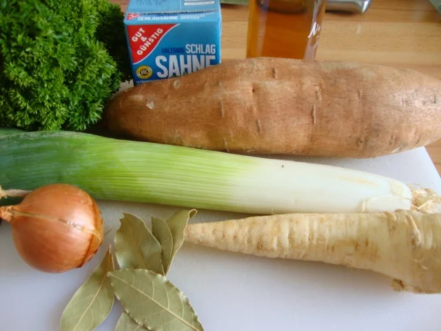 Süßkartoffelsüppchen mit Blauschimmelkäse - Rezept - Bild Nr. 102