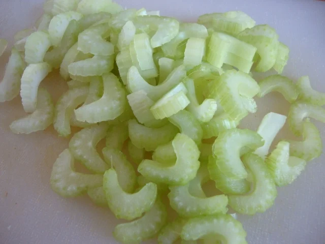 Kartoffel-Bohnentopf mit deftigen Einlagen - Rezept - Bild Nr. 2406