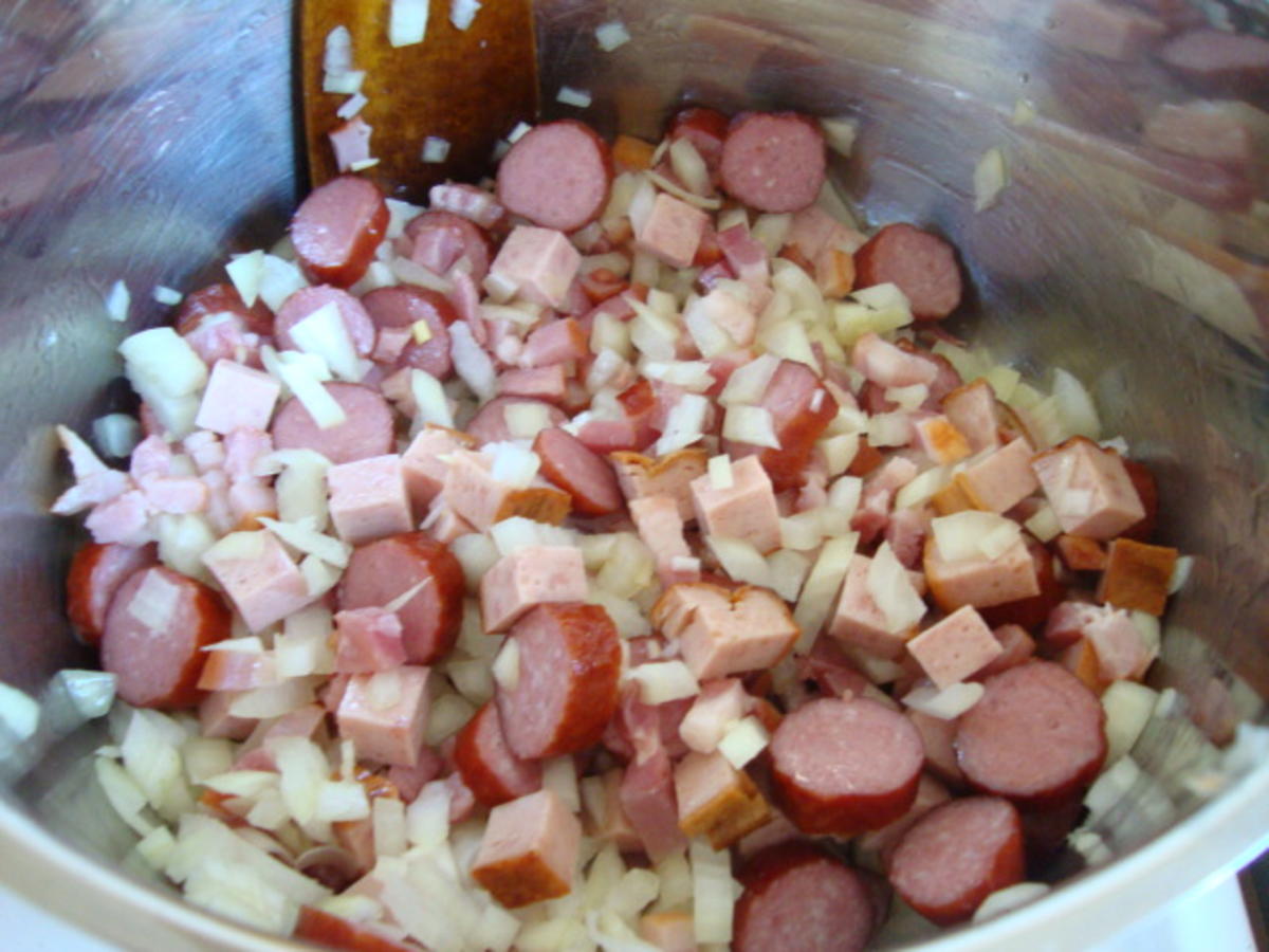 Kartoffel-Bohnentopf mit deftigen Einlagen - Rezept - kochbar.de
