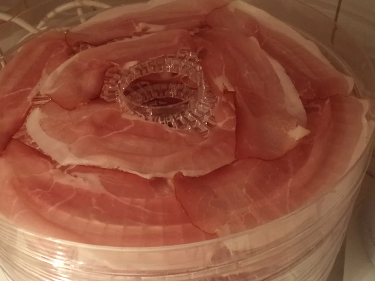 Rezept: Chrisis Schinken- und Salami-Würze Bild Nr. 3 Chrisis Schinken- und Salami-Würze - Rezept - Bild Nr. 3