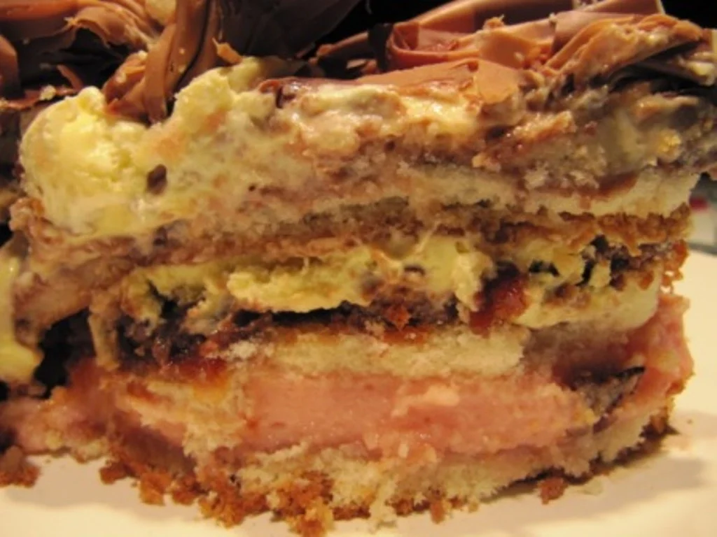 Rezept: Vanessa`s "Birthday Torte" Bild Nr. 31 Vanessa`s "Birthday Torte" - Rezept - Bild Nr. 31