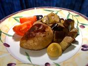 Kalbsadrio (Schweizer Brühwurst) an einer Pilzsauce mit Graffiti-Auberginen - Rezept