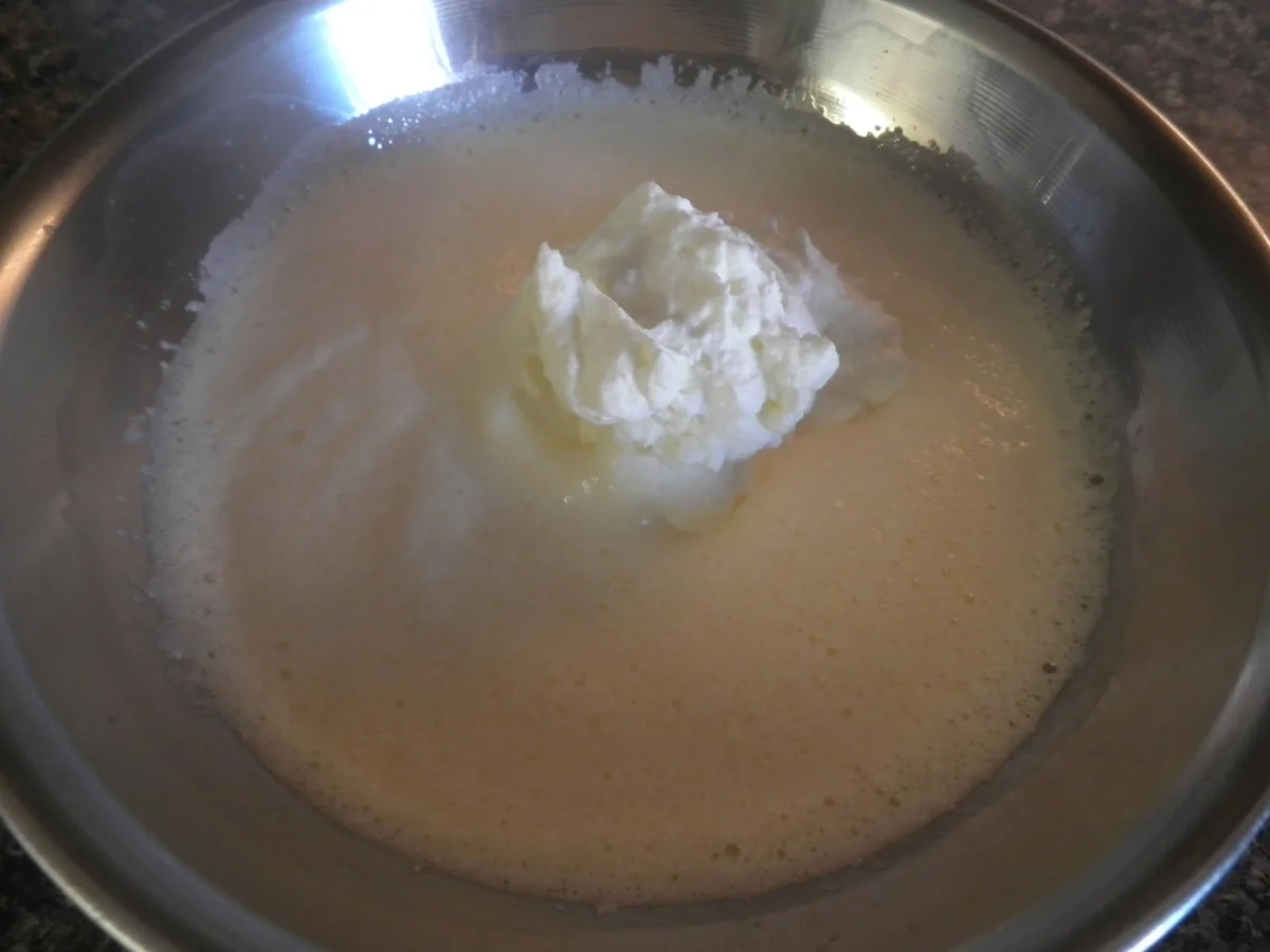 Sekt - Mousse, Heidelbeeren - Sabayon und marinierte Weinbeeren - Rezept - Bild Nr. 12